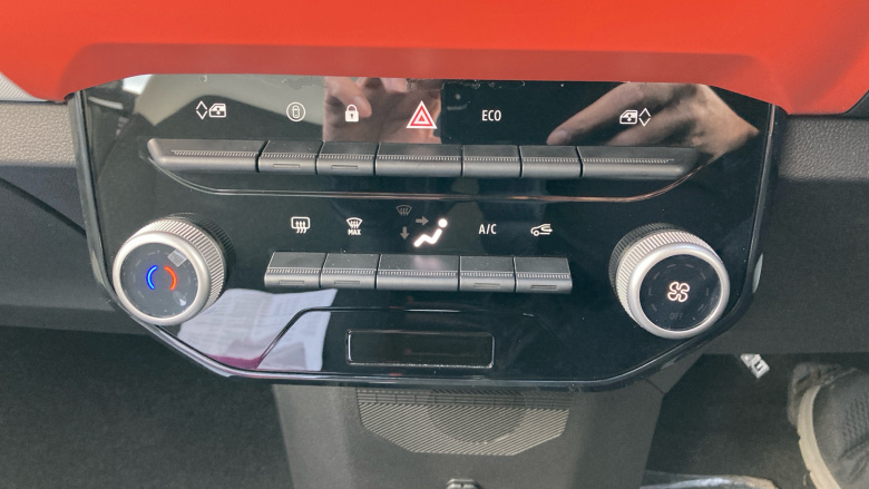 Dacia Spring 27kWh Expression 65 48kW 5dr Auto Electric Hatchback